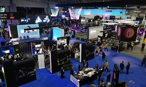 Características de pantallas led gigantes para eventos